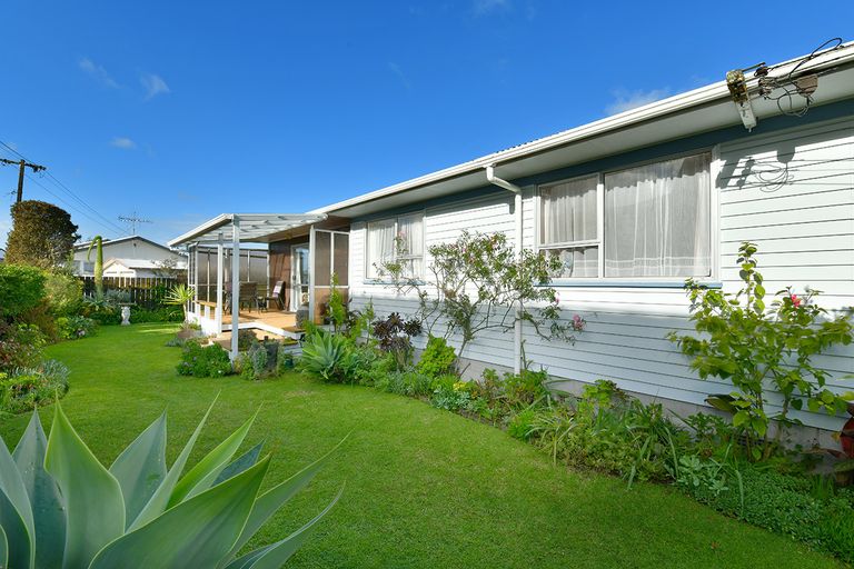 Photo of property in 41b Hatton Road, Orewa, 0931
