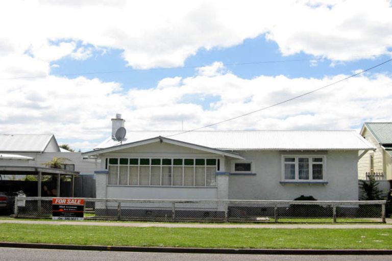 Photo of property in 44 Niblett Street, Whanganui, 4500