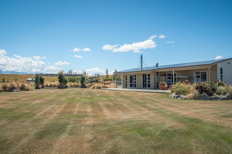 Photo of property in 35 Ben Ohau Road, Ben Ohau, Twizel, 7999