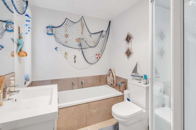 Photo of property in 11 Te Paea Crescent, Papamoa Beach, Papamoa, 3118