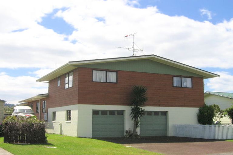 Photo of property in 14 Didsbury Drive, Waihi Beach, 3611