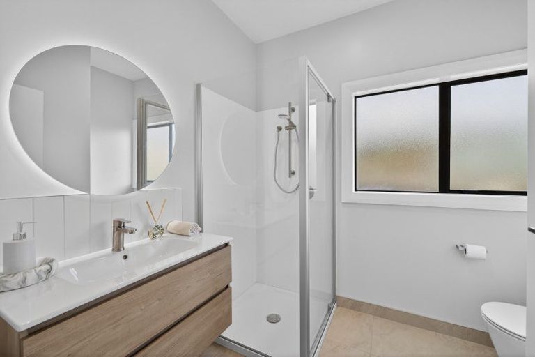 Photo of property in 13 Kowhai Terrace, Saint Martins, Christchurch, 8022