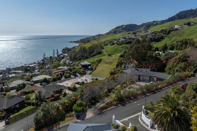 Photo of property in 1 Cape View, Atawhai, Nelson, 7010