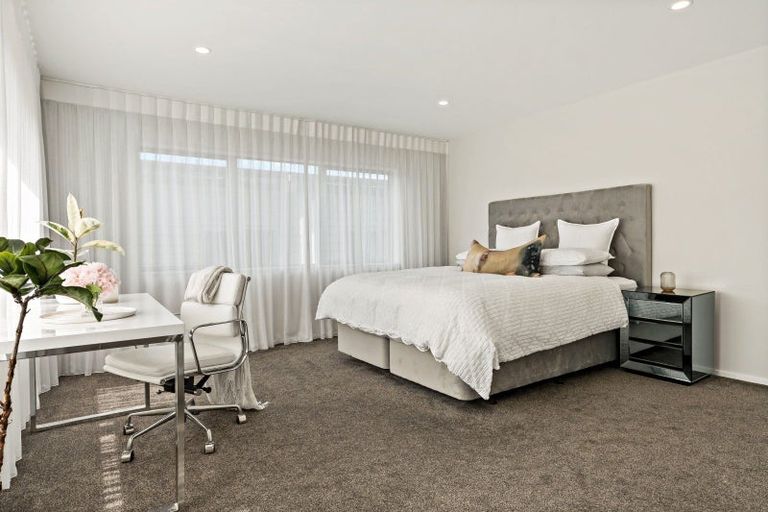 Photo of property in 25 Roa Avenue, Hobsonville, Auckland, 0616