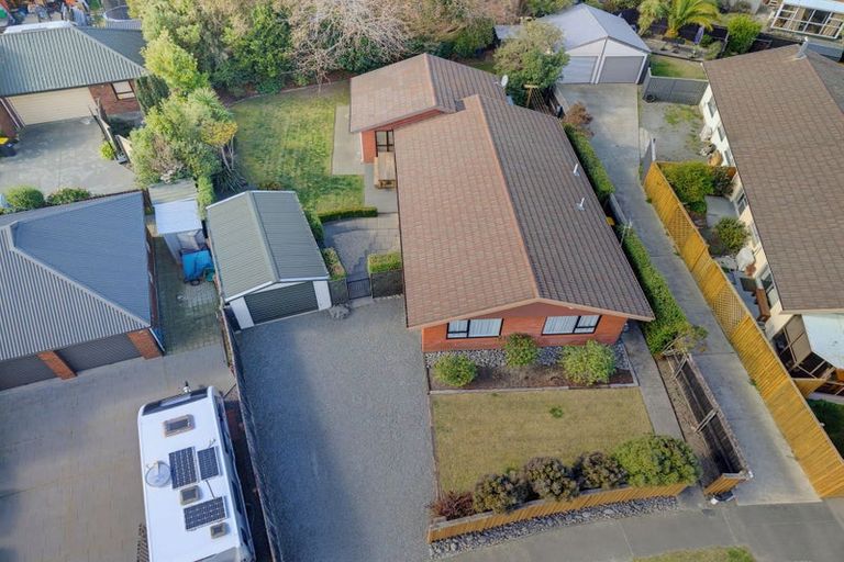 Photo of property in 52 Valecrest Avenue, Parklands, Christchurch, 8083