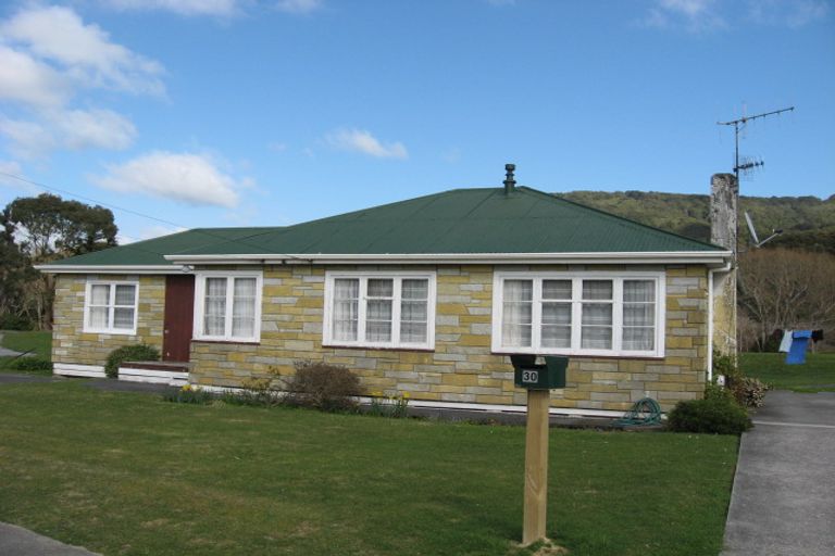 Photo of property in 30 Wood Street, Wainuiomata, Lower Hutt, 5014