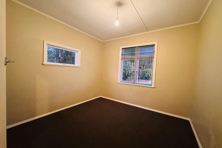 Photo of property in 32 Grey Street, Marton, 4710