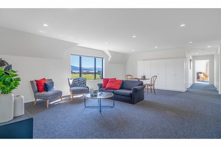 Photo of property in 18 Acheron Way, Te Anau, 9600