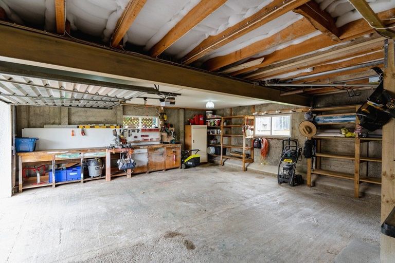 Photo of property in 15 Kinmont Crescent, Kinmont Park, Mosgiel, 9024