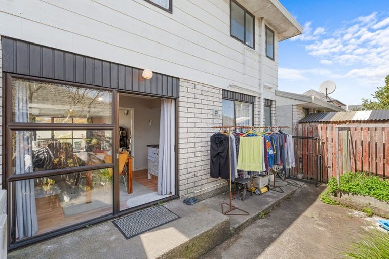 Photo of property in 2/41 Picton Avenue, Riccarton, Christchurch, 8011