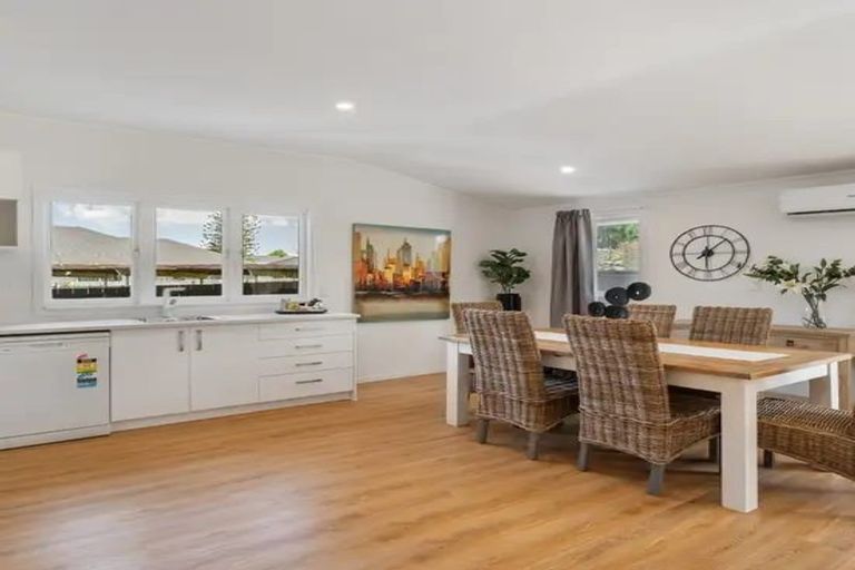 Photo of property in 163a Gray Avenue, Papatoetoe, Auckland, 2024