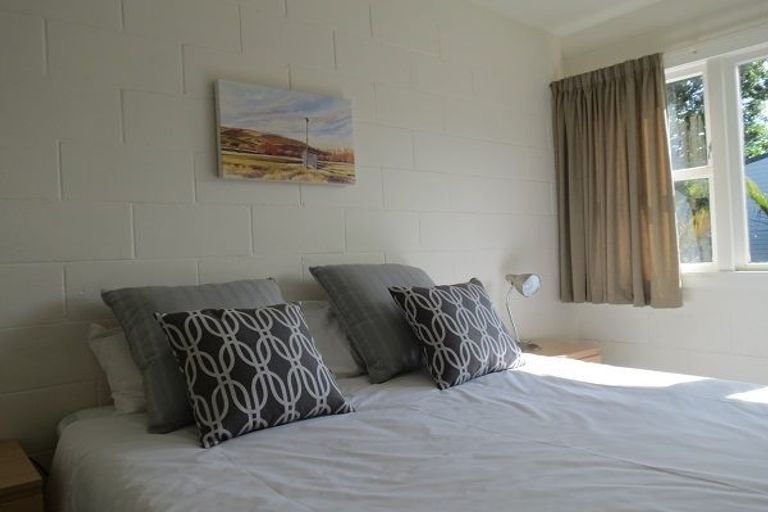 Photo of property in 11 Donald Street, Regent, Whangarei, 0112