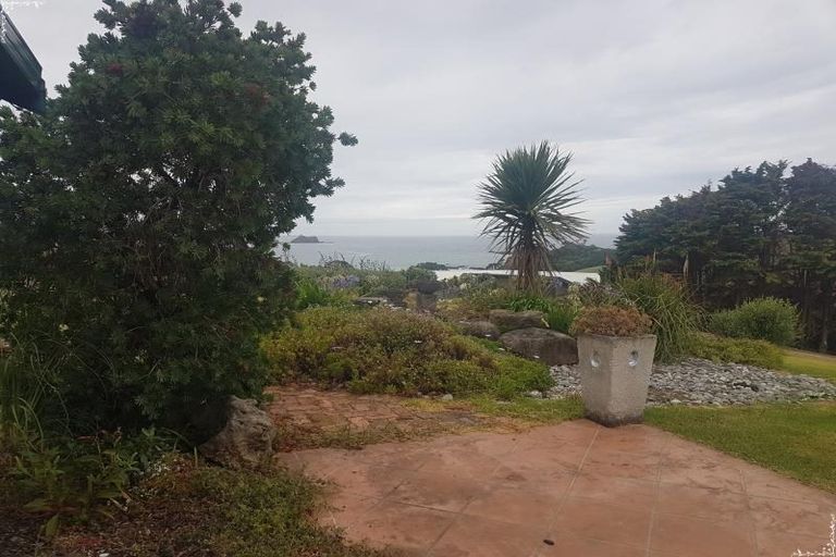 Photo of property in 155 Rockell Road, Whananaki, Hikurangi, 0181