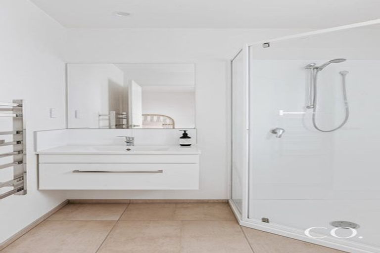 Photo of property in 15 Furlong Road, Papamoa, 3118