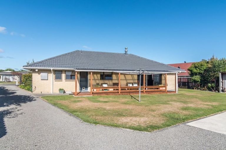 Photo of property in 39 Belvedere Avenue, Waikanae, 5036