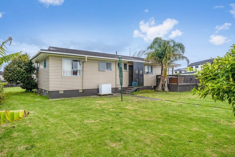Photo of property in 12 Tiari Place, Mangere East, Auckland, 2024