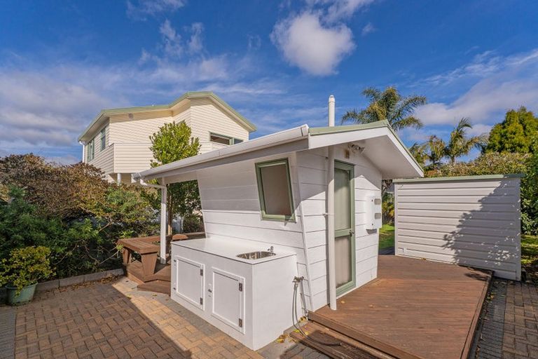 Photo of property in 19 Martin Place, Cooks Beach, Whitianga, 3591