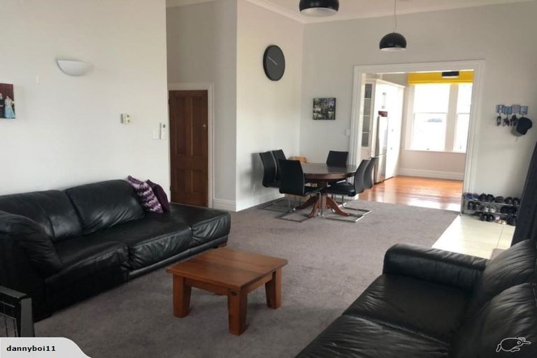 Photo of property in 11 Hurworth Place, College Estate, Whanganui, 4500