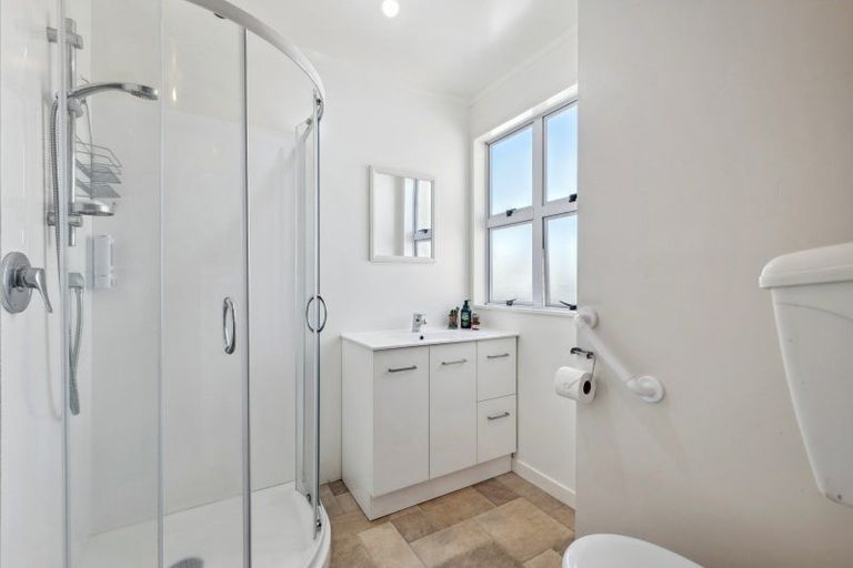 Photo of property in 36 Dixon Avenue, Hawera, 4610