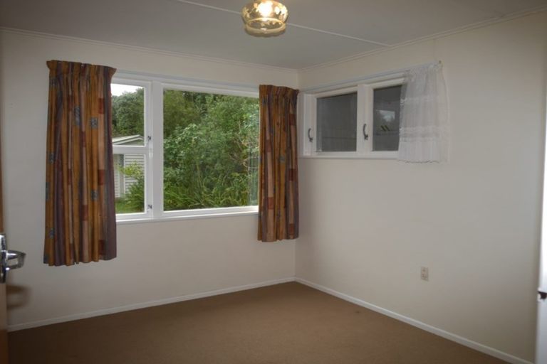 Photo of property in 5 Kotipu Place, Pukerua Bay, 5026