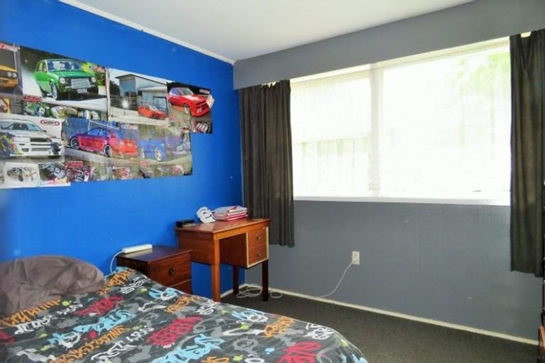 Photo of property in 71 Meadowvale Drive, Levin, 5510