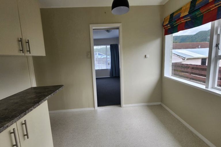 Photo of property in 317 Wellington Road, Wainuiomata, Lower Hutt, 5014