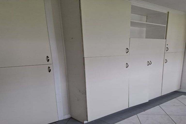 Photo of property in 7b Abel Tasman Avenue, Henderson, Auckland, 0610