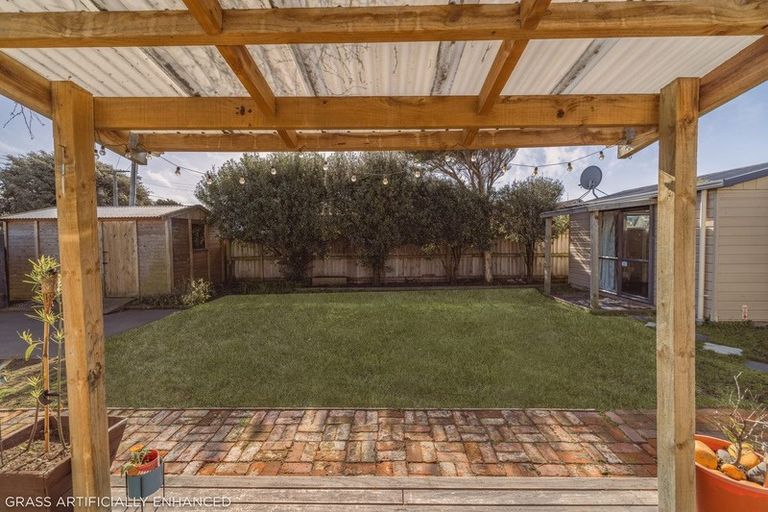 Photo of property in 9 Convoy Street, New Brighton, Christchurch, 8083