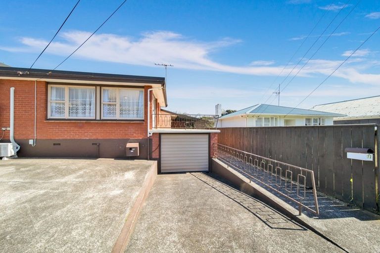 Photo of property in 72 Pioneer Road, Moturoa, New Plymouth, 4310