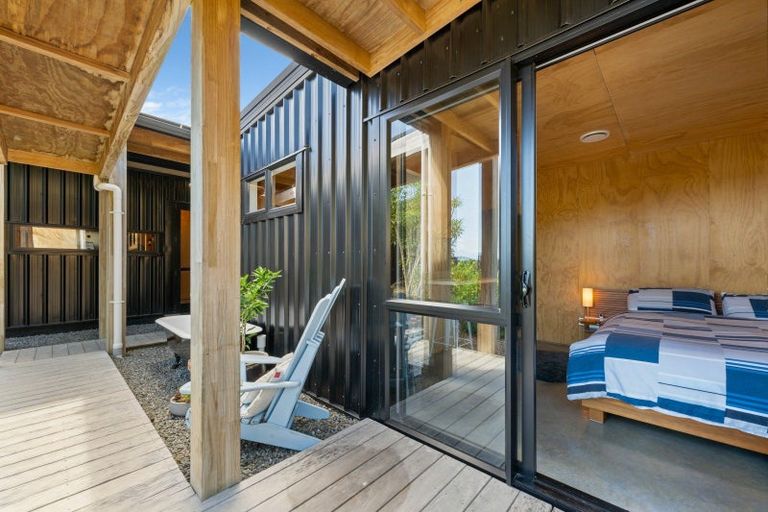 Photo of property in 1424 Queen Charlotte Drive, Linkwater, 7281