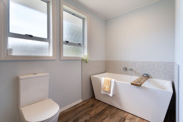 Photo of property in 26 Sievers Grove, Cannons Creek, Porirua, 5024