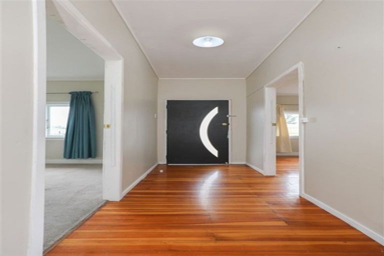 Photo of property in 167 Hakanoa Street, Huntly, 3700