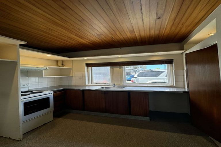 Photo of property in 1/136 Holly Road, St Albans, Christchurch, 8014