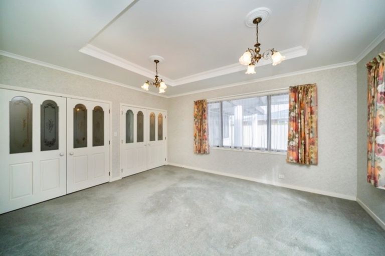 Photo of property in 45 Camberwell Road, Hawera, 4610