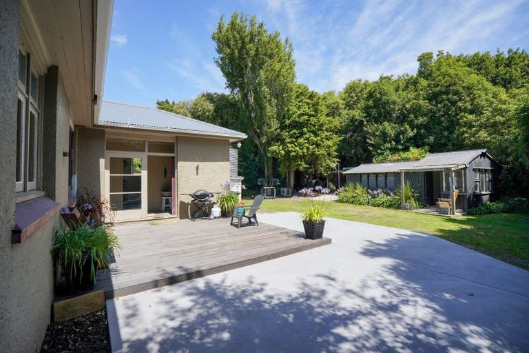 Photo of property in 28 Grant Road, Otatara, Invercargill, 9879