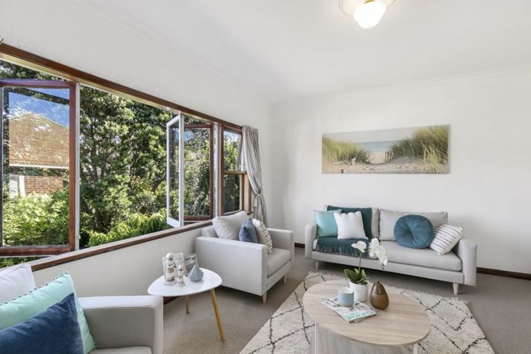 Photo of property in 35 Bankot Crescent, Ngaio, Wellington, 6035