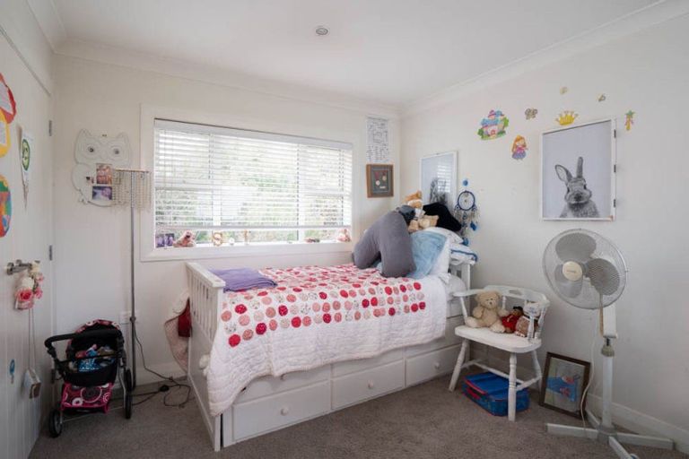 Photo of property in 65 Taharepa Road, Hilltop, Taupo, 3330