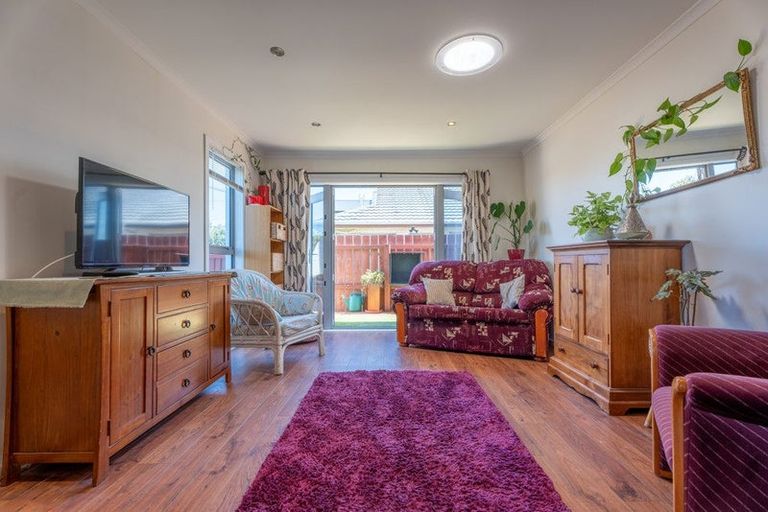 Photo of property in 1/6 Lonsdale Street, New Brighton, Christchurch, 8083
