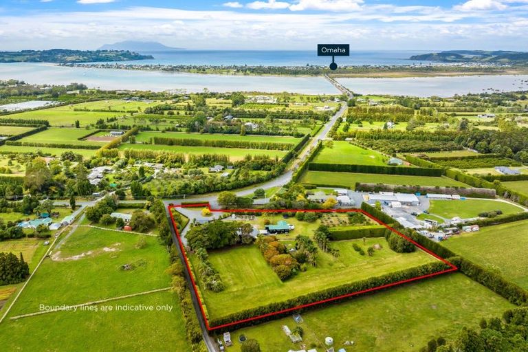 Photo of property in 244 Omaha Flats Road, Tawharanui Peninsula, Warkworth, 0986
