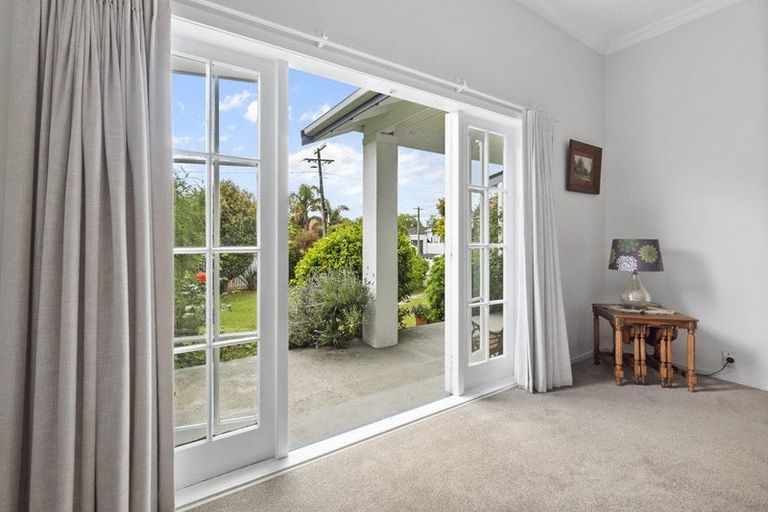 Photo of property in 3 Saint Olpherts Avenue, Hamilton East, Hamilton, 3216