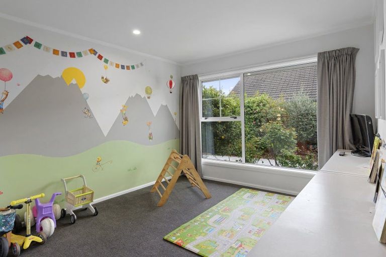 Photo of property in 297 Waimairi Road, Ilam, Christchurch, 8041