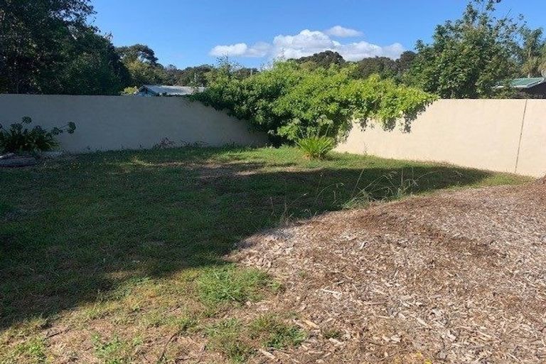 Photo of property in 129 Bays Road, Orere Point, 2585