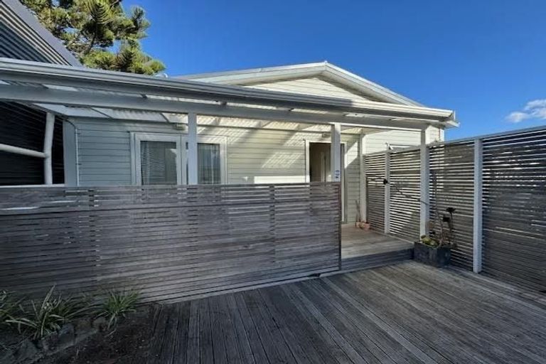 Photo of property in 41 Brougham Street, Mount Victoria, Wellington, 6011