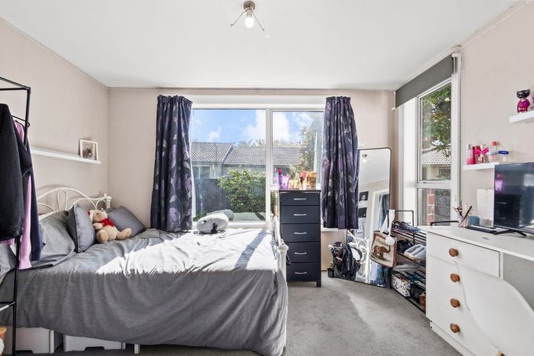 Photo of property in 33 Petrie Street, Richmond, Christchurch, 8013