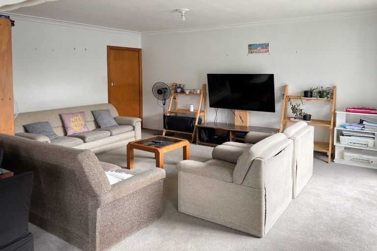 Photo of property in 84 Nortons Road, Avonhead, Christchurch, 8042