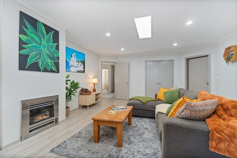 Photo of property in 13 Cobham Lane, Whitianga, 3510