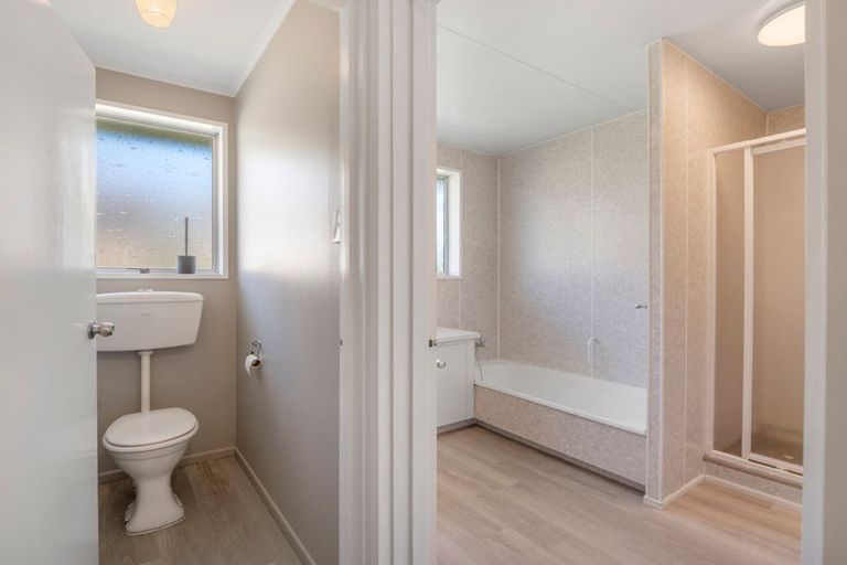 Photo of property in 37 Awamoa Road, Holmes Hill, Oamaru, 9401