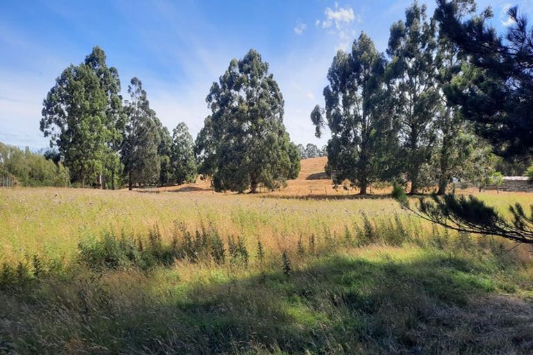 Photo of property in 746 Clutha River Road, Rongahere, Balclutha, 9274