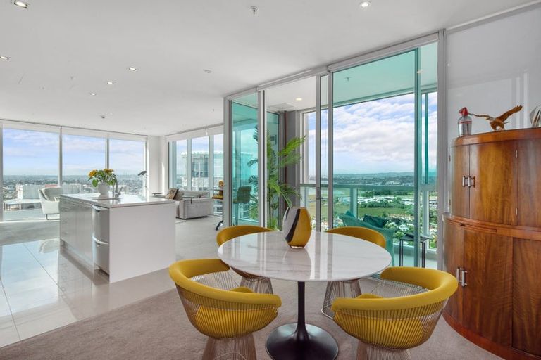 Photo of property in Sentinel Apartments, 1903/3 Northcroft Street, Takapuna, Auckland, 0622