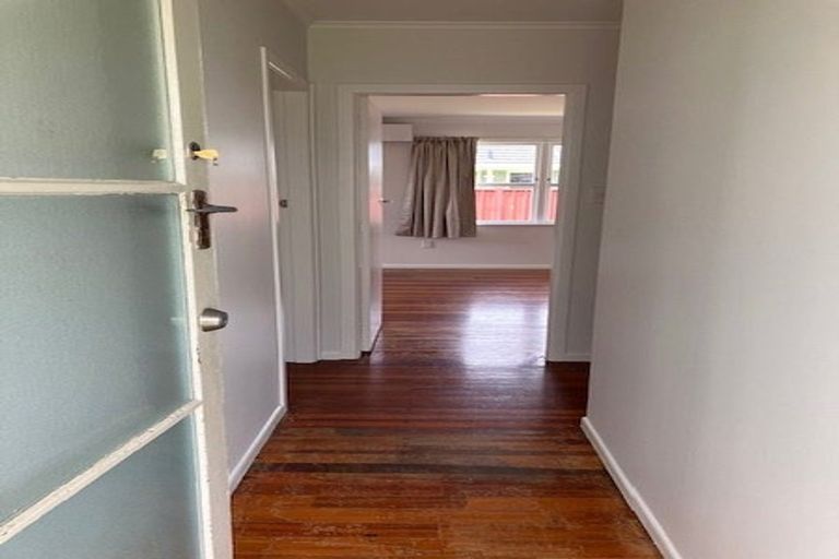 Photo of property in 10 Holden Place, Manukau, Auckland, 2025